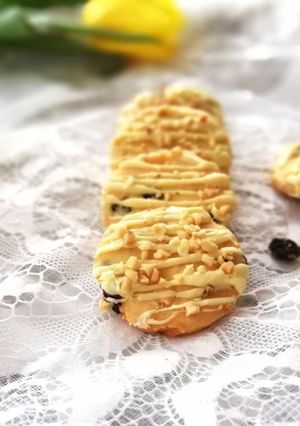 Vörösáfonyás-mogyorós teakeksz recept fotója