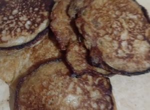 Una foto de HOTCAKES DE PLÁTANO Y AVENA 🍌