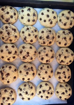 Una foto de Cookies de chips de chocolate (tipo las Levain Cookies de New York)