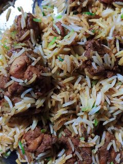 चिकन बिरयानी (chicken biryani recipe in Hindi) रेसिपी मुख्य फोटो