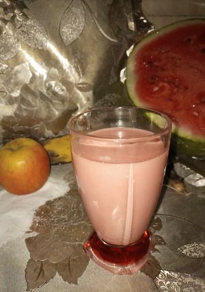 A picture of Water melon, banana and apple smoothie.