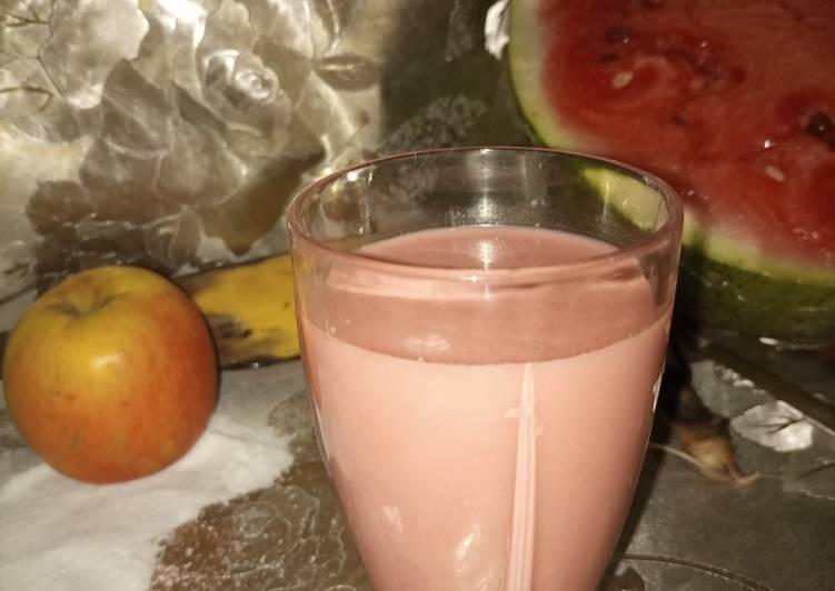 Water melon, banana and apple smoothie