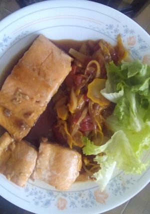 Una foto de Salmón agridulce