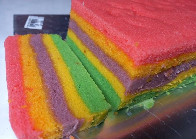 Rainbow cake😉