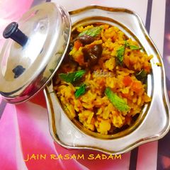 A picture of Jain Rasam Sadam.