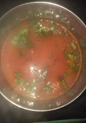 ટામેટાં નુ સુપ (Tomato Soup Recipe in gujarati) રેસીપી મુખ્ય ફોટો