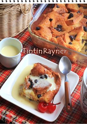 Foto resep Bread Pudding with Vanilla Sauce yang sangat enakk