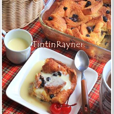 Resep Bread Pudding With Vanilla Sauce Yang Sangat Enakk Oleh Tintin Rayner Cookpad