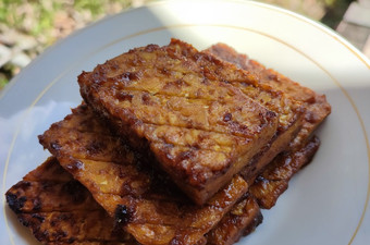 Bagaimana Membuat Tempe bacem yang Lezat Sekali