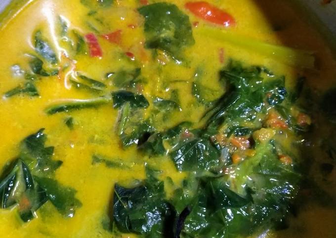 Resep Daun singkong bumbu gulai Anti Gagal