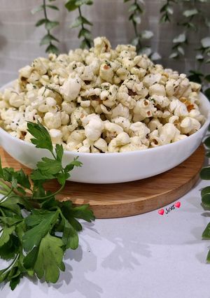 عکسی از دستور پفیلا با طعم پیاز جعفری 😋