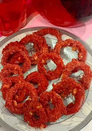 A picture of Cheetos onion ring.