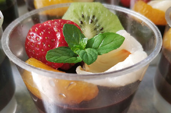 Anti Ribet, Bikin Puding Lapis Buah Sederhana Dan Enak
