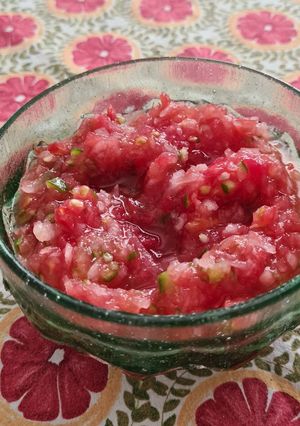 A picture of Grated red salsa.