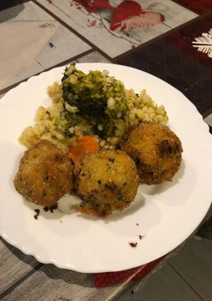 Isteni fokhagymás karfiolfasírt golyók recept fotója