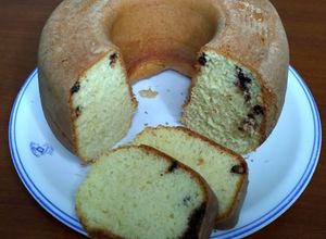 Una foto de Torta con pote de yogurt (el yogurt es sin sabor)