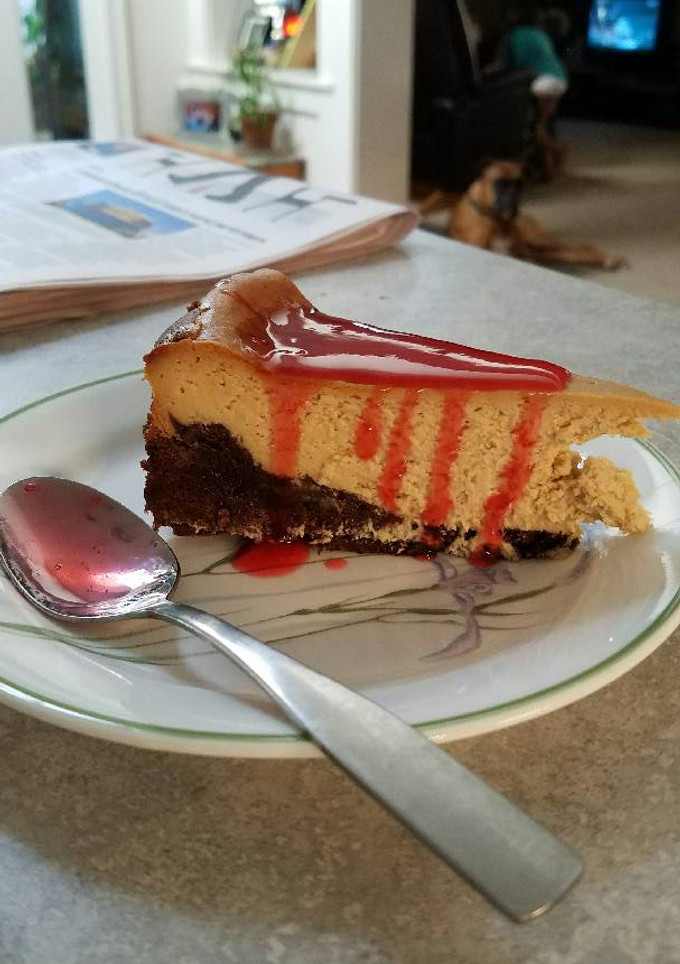 A picture of Brownie cheesecake.