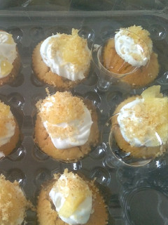 A picture of Pinacolada cupcakes.