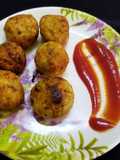 ચીઝી રાઈસ પૉપ્સ (Cheesy Rice Pops Recipe In Gujarati)