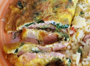 Una foto de Omelette, jamón/ espinaca