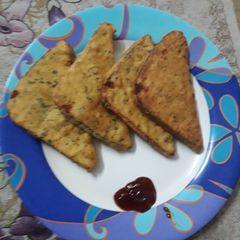 A picture of Bread pakoda.