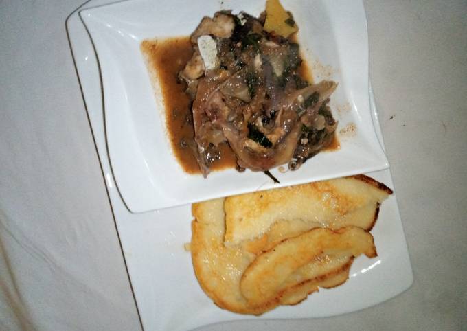 Semolina pancake with fish peppersoup