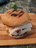 Gusseisen-Wurstburger