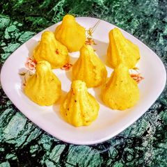 A picture of Semolina Modak.