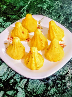 A picture of Semolina Modak.
