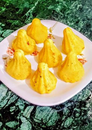 A picture of Semolina Modak.