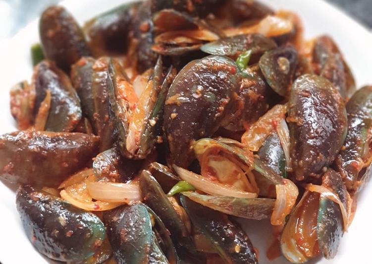 Kerang Hijau Saus Tiram