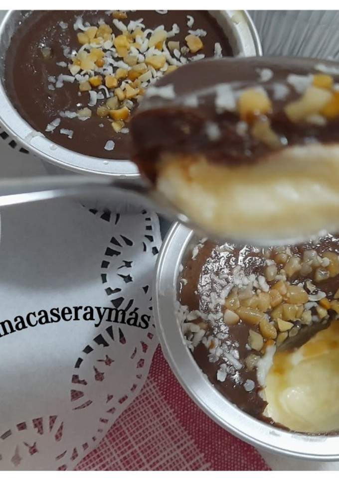 Una foto de Vasitos de crema y chocolate