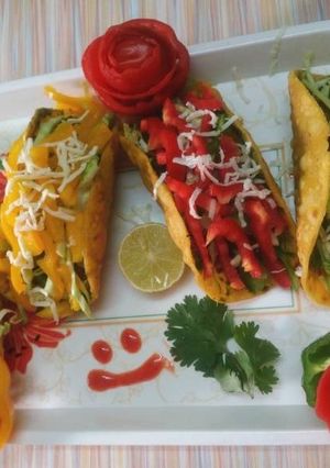 ताकोस (Tacos recipe in hindi) रेसिपी मुख्य फोटो