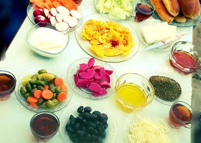 طريقة عمل بيض مقلي فطور سوري على اصولها بطريقة سهلة وسريعة ...