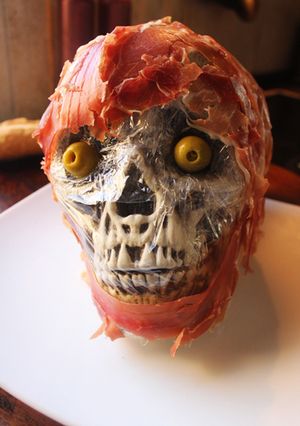Una foto de Calavera de jamón salado