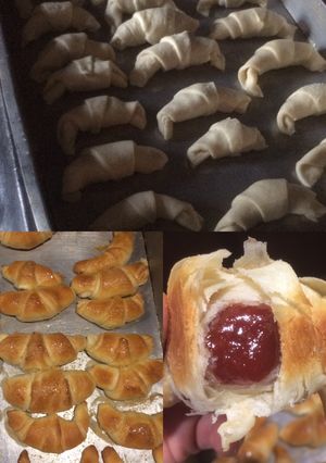 Una foto de Croissants muy ricos, tu panadería en casa