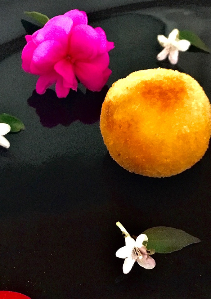 Una foto de Croquetas de atún en escabeche
