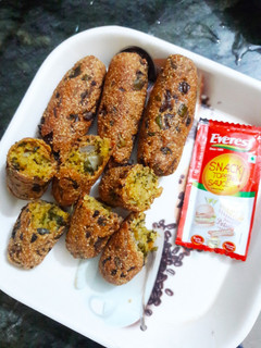 A picture of Fresh Fenugreek-semolina cutlets.