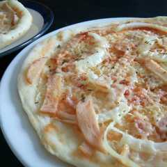 A picture of Pizza Thin Crust Teflon dan Rice Cooker.