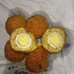 รูปของ Bola bola tempe isi telur puyu