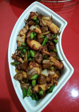 Foto resep Cumi asin cah cabai hijau(pedassss)