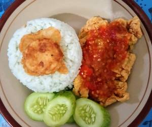 Resep Mudah Lalapan ayam geprek with nasi biru bunga telang Praktis Enak