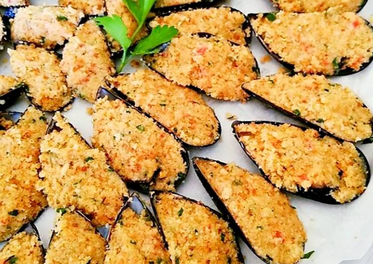 Cozze gratinate al forno alla siciliana