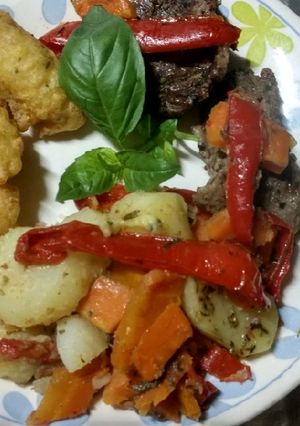 Una foto de Carne salteada con verduras