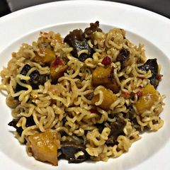 A picture of Gizdodo Noodles.