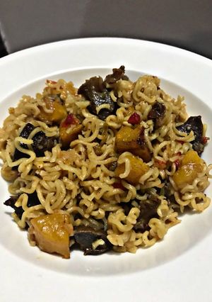 A picture of Gizdodo Noodles.
