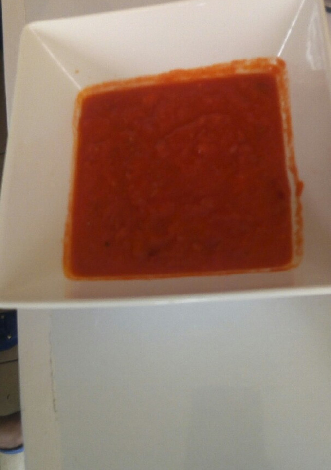 A picture of Tomato lime souce.