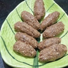 A picture of Peanut Butter rolls.