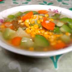 รูปของ Sayur bening jagung wortel