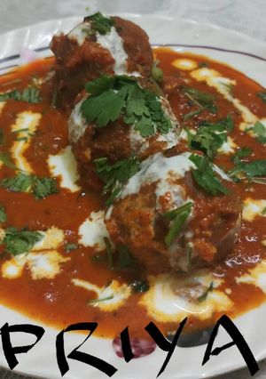 A picture of Raw banana kofta curry(kacche kele ke kofte).
